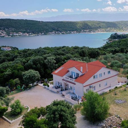 Apartmani "Sandro" Gonar Rab Town Exterior photo